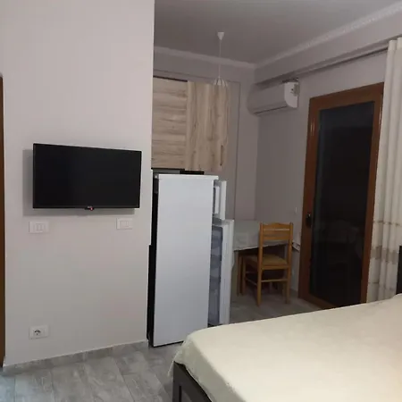 Sinani Seaside Hotel Wlora