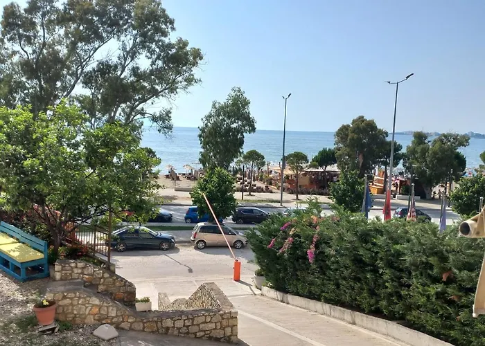 Sinani Seaside Hotel