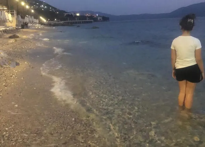 Sinani Seaside Hotel